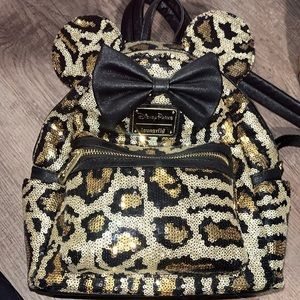 Disney lounge fly backpack
